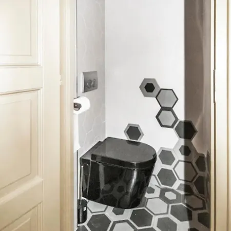 Geometric Luxury Apartment In The Center With 3Br Budapest Exterior photo