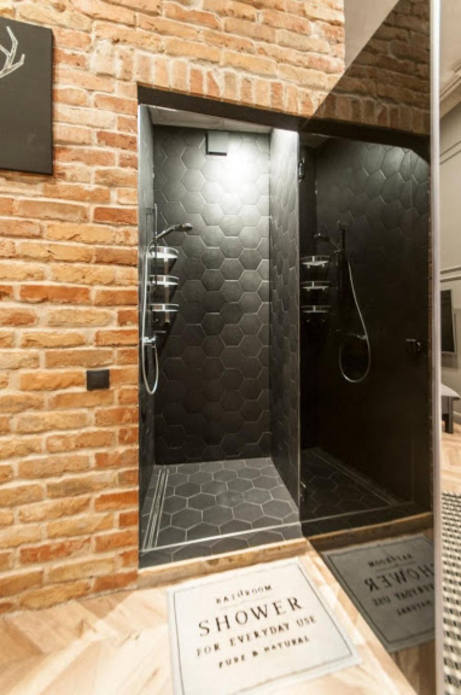 Geometric Luxury In The Center With 3br Apartment Budapest